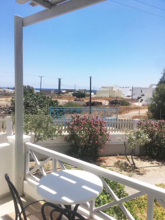 Nostos Studios Perivolos  Exteriör bild